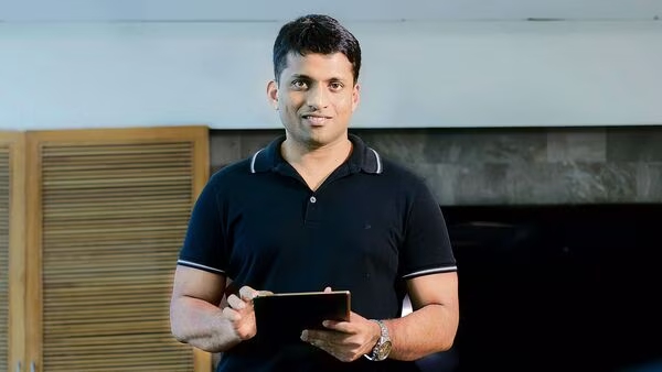 BYJUS: வீட்டை அடைமானம் வைத்து ஊழியர்களுக்குச் சம்பளம் கொடுத்த பைஜு ரவீந்திரன்..! 