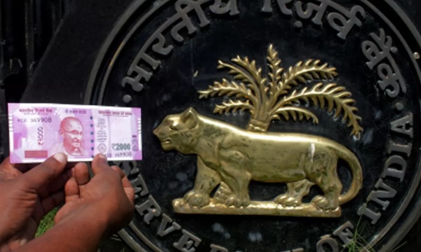 ரூ.2000 நோட்டு வந்தது முக்கிய அப்டேட்.. RBI வெளியிட்ட ரிப்போர்ட்..! 