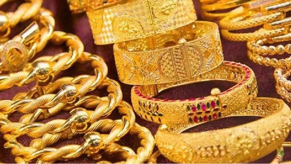 தங்கம் விலை பொசுக்குன்னு ஏறிவிட்டது.. சென்னை, கோவை, பெங்களூர், துபாயில் இன்று என்ன விலை..! தங்கம் விலை பொசுக்குன்னு ஏறிவிட்டது.. சென்னை, கோவை, பெங்களூர், துபாயில் இன்று என்ன விலை..!