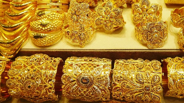 தங்கம் விலை குறையபோகுது.. பட்ஜெட்-ல் காத்திருக்கும் சர்ப்ரைஸ்..! 