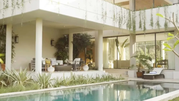 வீடா மாளிகையா.. விராத் கோலி-யின் புதிய வீடு.. அனுஷ்கா-வுக்கா ஸ்பெஷல் டிசைன்..!