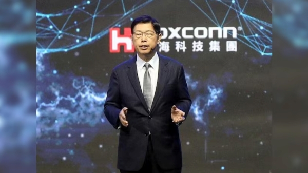 பாக்ஸ்கான் யங் லியு உட்பட வர்த்தகத் துறையில் 4பேருக்கும்,தமிழ்நாட்டில் 8பேருக்கும் பத்ம விருதுகள்..!