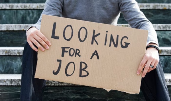 11 லட்சம் பட்டதாரிகள் கதறல்.. ஐடி நிறுவனங்களின் பதற வைக்கும் பதில்..!!