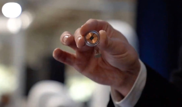 மனித மூளைக்குள் சிப்.. வரலாற்றுச் சாதனை படைத்த எலான் மஸ்க்-ன் நியூராலிங்க்..!! 