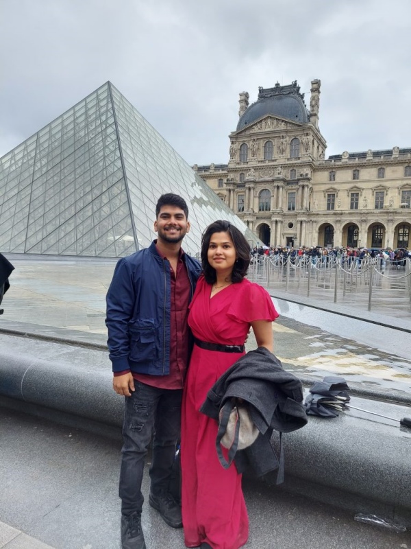  மாசம் 15 லட்சம் வருமானம்.. 'மன்மத லீலை' சாக்லெட் விற்கும் தமிழ்நாட்டு ஜோடி..!!