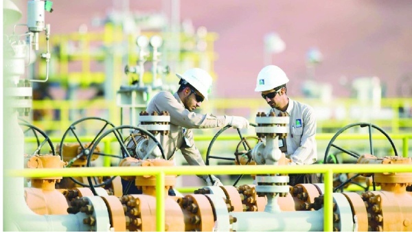 சவுதி அரேபியா வைத்த செக்.. பெட்ரோல், டீசல் விலை எப்போது வேண்டுமானாலும் உயரலாம்..!! 