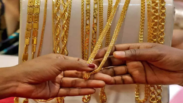  தங்கம் விலை அனல் பறக்கிறது.. சென்னை, கோவை, மதுரையில் இன்று தங்கம் விலை என்ன..? 