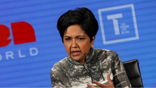  அமெரிக்காவில் இருக்கும் இந்திய மணவர்களுக்கு எச்சரிக்கை விடுத்த இந்திரா நூயி.. வீடியோ பதிவு..!! 