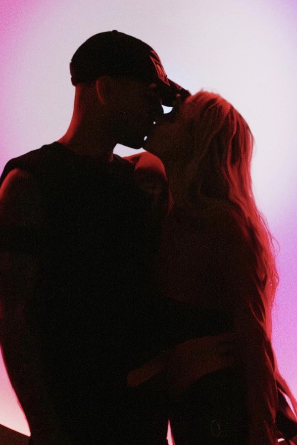 முன்னாள் காதலி-யின் புதிய பாஸ்பிரென்ட்.. எலான் மஸ்க் செய்த சிறுபிள்ளதனமான வேலை..!! முன்னாள் காதலி-யின் புதிய பாஸ்பிரென்ட்.. எலான் மஸ்க் செய்த சிறுபிள்ளதனமான வேலை..!!