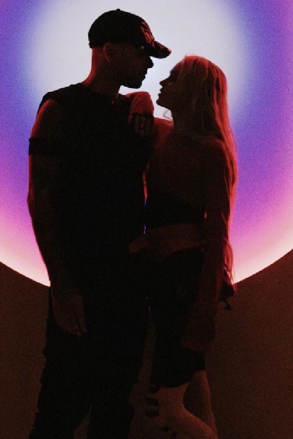 முன்னாள் காதலி-யின் புதிய பாஸ்பிரென்ட்.. எலான் மஸ்க் செய்த சிறுபிள்ளதனமான வேலை..!! முன்னாள் காதலி-யின் புதிய பாஸ்பிரென்ட்.. எலான் மஸ்க் செய்த சிறுபிள்ளதனமான வேலை..!!