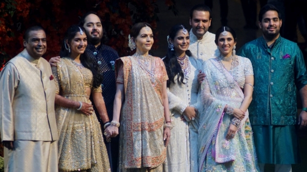 ஒரு நாள் கூத்து, கோடியில் வருமானம்.. இசைக்கலைஞர்களை பண மழையில் நனைய வைத்த முகேஷ் அம்பானி..! 