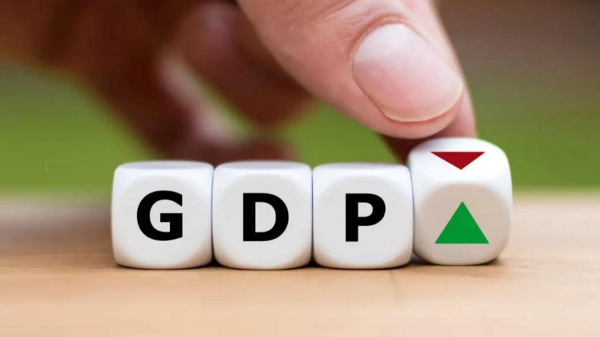 பெண்கள்: மக்கள் தொகையில் 48% ஆனா, GDP-யில் வெறும் 18%.. ஏன் இந்த நிலை..? 