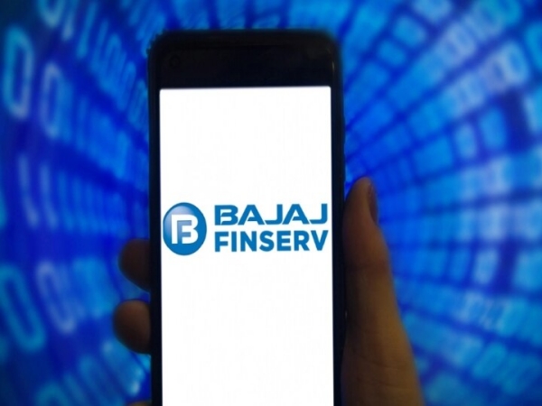 முதலீட்டாளர்களுக்கு 10 ஆண்டுகளில் 4,000% லாபம் தந்த பைனான்ஸ் நிறுவனம்..! 