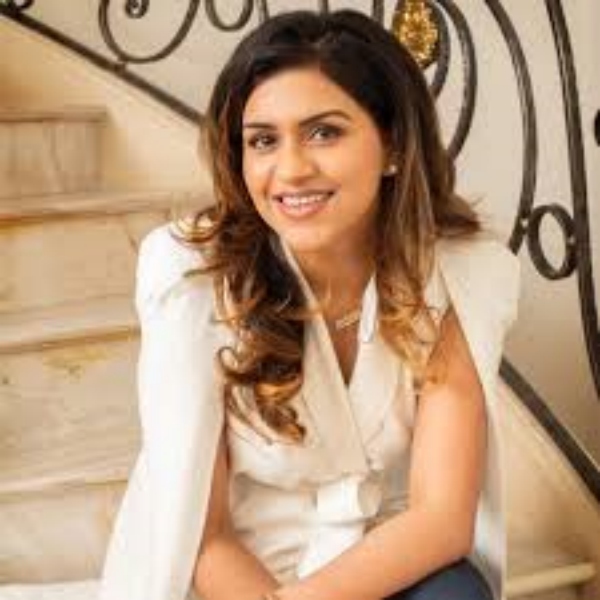 பில்லியனர் சுனில் மிட்டலின் மருமகள் செய்யும் பிஸ்னஸை பாருங்க..! 