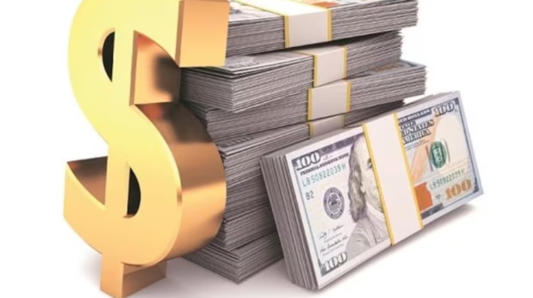 கண்ணை மூடிக்கொண்டு பணத்தை கொட்டும் NRI-கள்.. 3 மாதத்தில் ரூ.2.4 லட்சம் கோடியா..! 