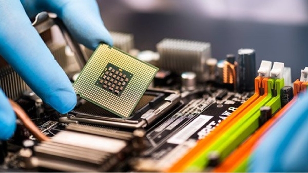 டாடா சன்ஸ் சந்திரசேகரனின் ரகசிய 'பெங்களூர்' திட்டம்.. அமெரிக்கா, ஜப்பான்-க்கு ஏற்றுமதி..!! 