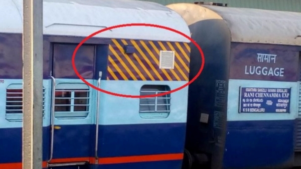  ரயில் பெட்டியில பச்சை, மஞ்சள், வெள்ளை கோடுகள் இருப்பது எதற்காக தெரியுமா..?