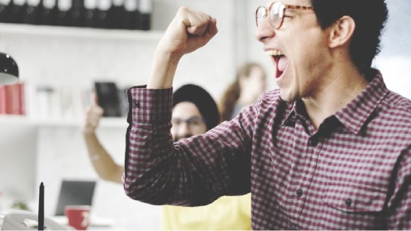 இந்த 5 பழக்கம் இருந்தால்..  வெற்றி உங்கள் கையில் தான்..! 