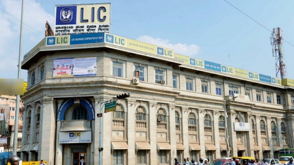 ரியல் எஸ்டேட் சொத்துக்களை விற்கும் எல்ஐசி.. ரூ.60000 கோடி டார்கெட்.. மத்திய அரசின் முடிவா..? 