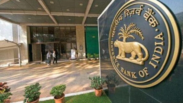 வங்கிகளின் வாராக் கடன் 12 வருட சரிவு.. ஆர்பிஐ முக்கிய அறிவிப்பு..!! 