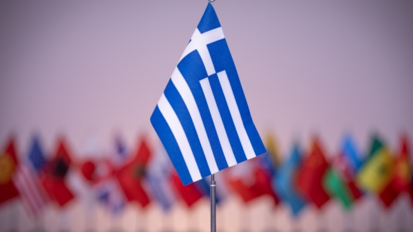  கிரீஸ் நாட்டில் இனி வாரத்தில் 6 நாட்களும் வேலை செய்ய வேண்டுமாம்!!