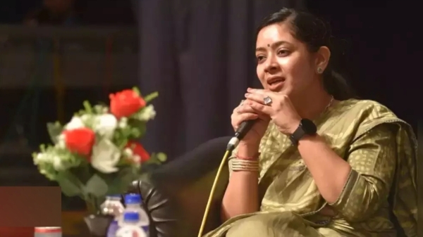 யுபிஎஸ்சி தேர்வுக்கு தயாராவது எப்படி? –சமூக ஊடகங்களை கலக்கும் மத்திய அரசு அதிகாரி தனு ஜெயின்..! 