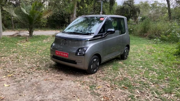 ரூ. 7 லட்சத்தில் EV கார்கள்.. பார்க்கத்தான் மூட்டைப்பூச்சி மாதிரி.. டாட்டா காருக்கே டஃப் கொடுக்கும்!