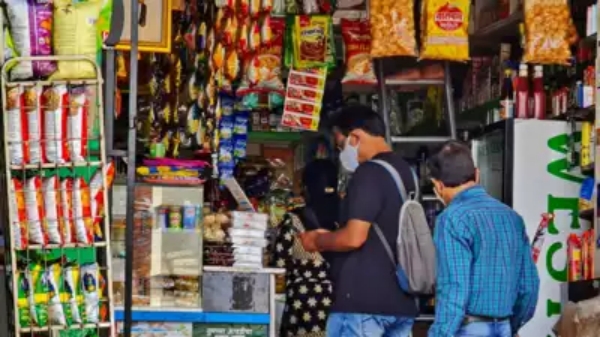  கடைக்காரர் MRP விலையை விட அதிக விலையில் விற்பனை செய்கிறாரா? இந்த நம்பரில் புகார் அளிக்கலாம்!