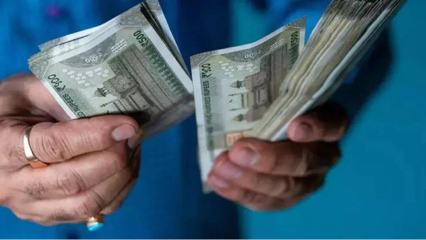 மினிமம் பேலன்ஸ் பிரச்சனை.. ரூ.2,331 கோடி பணத்தை இழந்த மக்கள்.. வங்கிகளுக்கு செம லாபம்..!! 