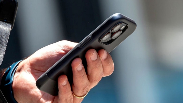  உங்கள் மொபைலுக்கு இன்சூரன்ஸ் வாங்கிட்டீங்களா? அதன் நன்மைகள் பற்றி தெரியுமா?