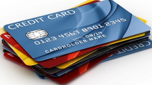 HDFC கிரெடிட் கார்ட் வாடிக்கையாளர்களுக்கு பெரிய ஷாக்! ரூ. 3000 வரை கட்டண உயர்வு ஆகஸ்ட் 1 முதல் அமல்!