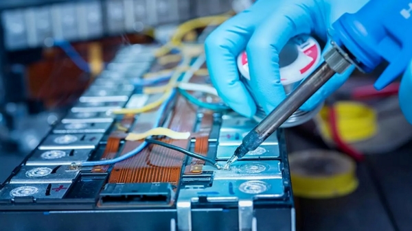 கிருஷ்ணகிரி-க்கு இதைவிட வேற என்ன வேணும்.. இந்தியாவின் பெரிய பேட்டரி ஆலை அமைக்கும் Lohum..!!