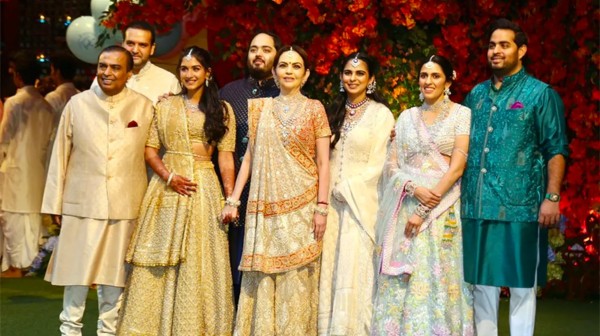 அம்பானி குடும்பத்தாரிடம் அறிந்து கொள்ள வேண்டிய 7 சிறப்பு பண்புகள்..! 