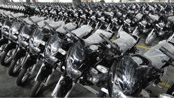  இருசக்கர வாகன உற்பத்தியில் சீனாவை பின்னுக்குத் தள்ளும் இந்தியா.. வெளியான ரிப்போர்ட்!