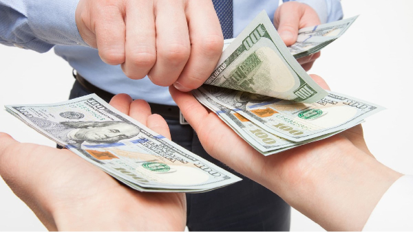 இந்த 5 வேலைகளுக்கு செல்ல கல்லூரி படிப்பு தேவையில்லை.. கைநிறைய சம்பளமும் கிடைக்கும் 