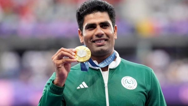 பாகிஸ்தான்: அடப்பாவிங்களா இதுதான் ஒலிம்பிக் போட்டியில தங்கம் வாங்கியவருக்கு நீங்க கொடுக்கிற பரிசா? 