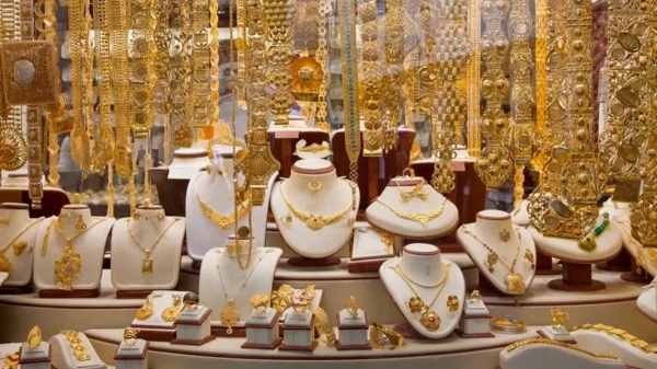 இந்த வருஷம் தீபாவளிக்கு தங்க வேட்டை தான்..!! தங்க நகை வாங்க ஆசையா இதை முதல்ல படிங்க..! 