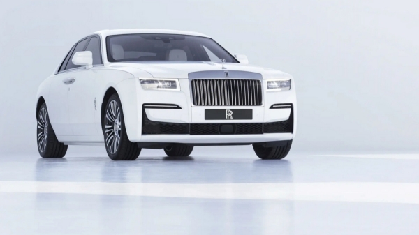  ரோல்ஸ் ராய்ஸ் வாங்க தகுதி இல்லை! இன்சல்ட் செய்த விற்பனையாளர்.. பதிலடி கொடுத்த பணக்காரர்? யார் இவர்?