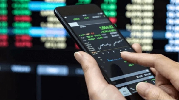 உங்கள் பாக்கெட்டை நிரப்பும் அதிர்ஷ்ட வாய்ப்பு..நாளைக்கு இந்த ரெண்டே பங்குகள் போதும் லாபம் அள்ளலாம்.!