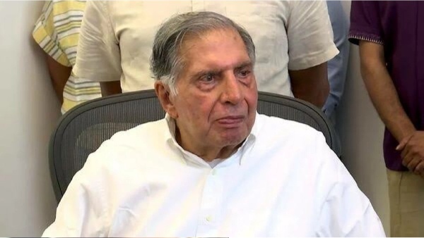 ரத்தன் டாடா உடல்நல குறைவு? எல்லாமே பொய்.. அவரே போட்ட இன்ஸ்டா பதிவு..!! ரத்தன் டாடா உடல்நல குறைவு? எல்லாமே பொய்.. அவரே போட்ட இன்ஸ்டா பதிவு..!!