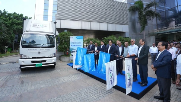 ஓசூரில் சைலெண்டா மாஸ் காட்டும் Ashok Leyland.. இது புதுசு.. இனி எப்போதும் மாஸ்..! 