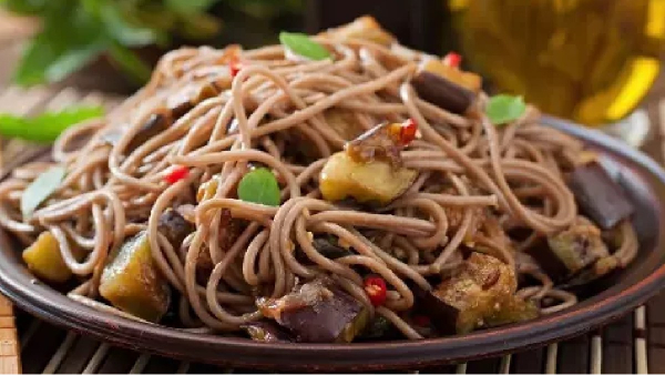  கம்பு, திணையை வைத்து நூடுல்ஸ்! இயற்கை உணவுகளை விற்பனை செய்து லட்சங்களில் சம்பாதிக்கும் தாய்-மகன்!