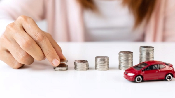 ஃப்ரீ அட்வைஸ்.. கார் வேண்டாம், SIP-ல் காசு போடுங்க.. வாங்கிக்கட்டிக்கொண்ட முதலீட்டு ஆலோசகர்..!! 