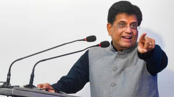 ஐக்கிய அரபு அமீரகத்தில் இருந்து 100 பில்லியன் டாலர் முதலீடுகள்..பியூஷ் கோயல் சொன்னதை கேட்டீங்களா..!!