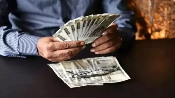  வீட்டிலிருந்தே மாத வருமானமாக ரூ.5001 பெறலாம்.. கூடுதல் வருமானம் பெற மத்திய அரசின் அசத்தல் திட்டம்!