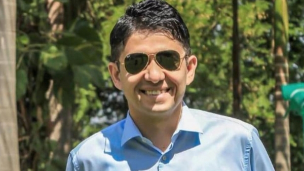 இந்தியாவின் பணக்கார ஐஏஎஸ் அதிகாரி.. சன்கிளாஸ் புகழ் அமித் கட்டாரியா..! 