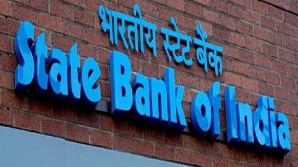 திடீரென வட்டியை உயர்த்திய SBI.. ஈஎம்ஐ உயரபோகுது பாஸ்.. உஷார்..! 