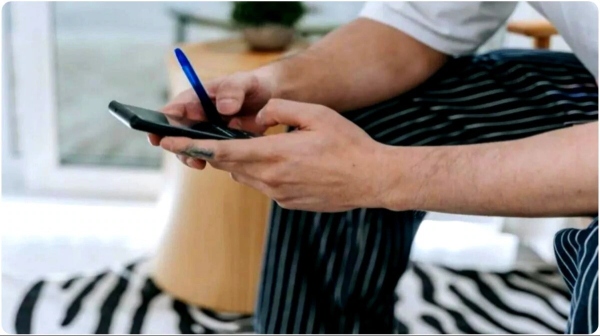 இப்படியும் ஒரு கேம் ஷோ.. ரூ.1.1 கோடி பரிசுக்காக கடனில் சிக்கிய இளைஞர்! இப்படியும் ஒரு கேம் ஷோ.. ரூ.1.1 கோடி பரிசுக்காக கடனில் சிக்கிய இளைஞர்!