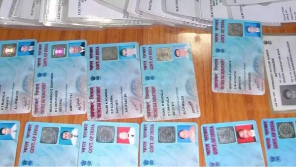 ஹலோ சார்.. பான் கார்டு அப்டேட் செஞ்சிட்டீங்களா.. நூதன மோசடி.. தொட்டா சிக்கல் தான்..!! 