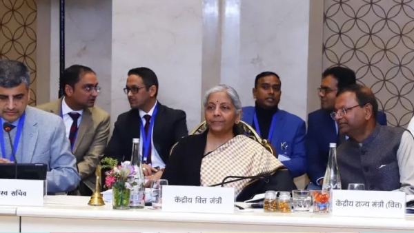 ஜிஎஸ்டி கவுன்சில் கூட்டம்: பழைய கார்கள் விற்பனை மீது 18% வரி உயர்வு.. 5 முக்கிய முடிவுகள்..!! 